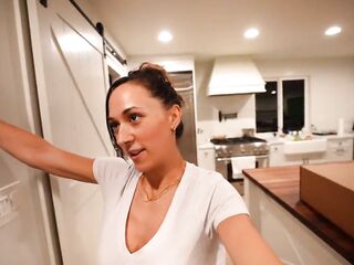 SARAH ILLUSTRATES BANGING MY MOVING BOY