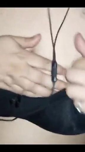 Desi Girlfriend Hot Dance in Bedroom
