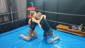 Super sexy skilled blondie wrestles