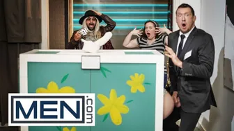 Pierce Paris Rims Twink Paul Canon Then Bareback Rides His Big Cock Missionary