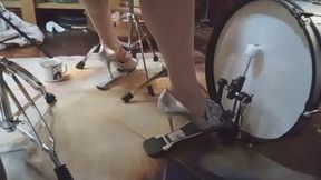 DRUMMING IN HIGH HEELS
