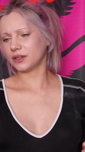 I Smoke a Cigarette Beautifully and Touch Myself!