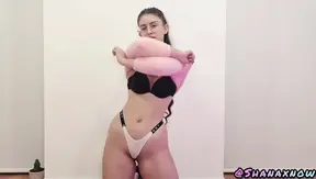 Hot brunette gives sloppy blowjobs while her nerd boyfriend watches