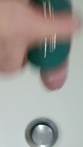I Cum in My Friends Bathroom Sink with Gush - 24.04.2024