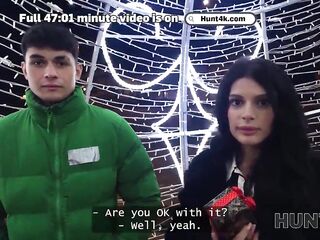 HUNT4K. This cutie could be the superlatively good Christmas decoration. Sexy sex with Asandra Dewy & Michael Fly