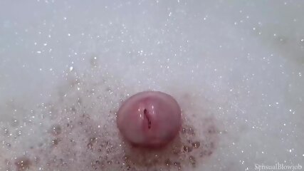 Mature Slut Mom Takes Young Cock in the Bathtub xhhYmZ