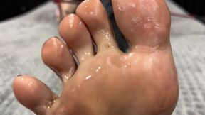 dirty feet and lot of cum for cuckold pov