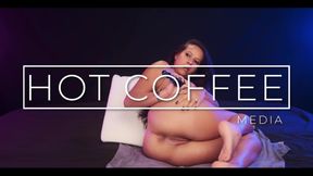 MILF Getting Orgasm Solo