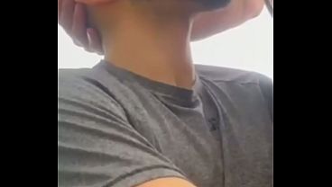 MAMEI O MOTORISTA DE APLICATIVO NO CARRO E GANHEI LEITE NO CU