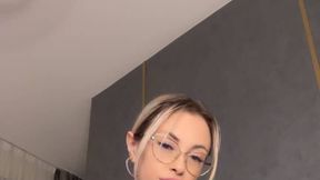 Social Media Creator @Alessia_Quinn @Boob Grab & #Blonde #Teen #Big Boobs #Glasses nsfw video porn | Tik.Porn