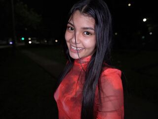 Slutty Girlfriend Can’t Await to Get Home and Screw