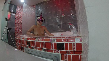 me folle una colombiana en un jacuzzi