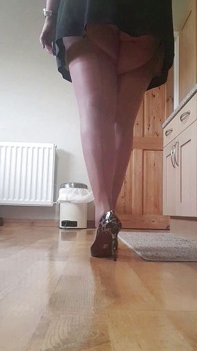 FF Stockings/heels fetish