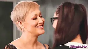 Eliza And Ryan Shared Nerdy Lesbian Fucking