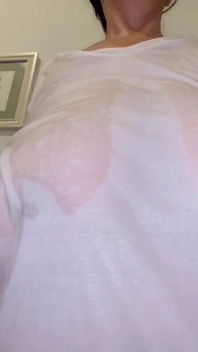 Huge Tits Wet Tshirt