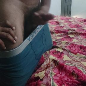 Who Would Like to Make Love with Me?