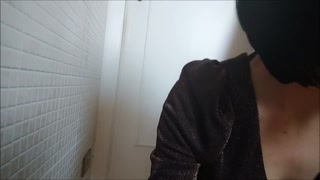 stepmom, you're sexy on the wc too