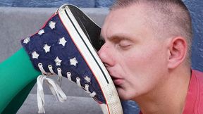 Male face deserves to be caressed gently by female used sneakers, g362x (slide show) 2160p
