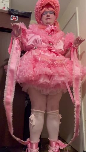 Sissy sings I'm a little teapot