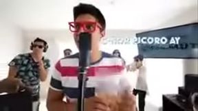 El t&iacute_o Silva M&uacute_sica te follara los o&iacute_dos con esta melod&iacute_a de los dioses