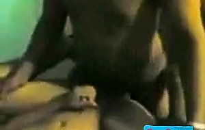 Gay Indo bareback (Top sambil ngerokok)