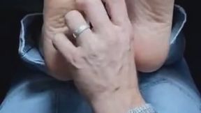 Being tied up in the car and having my bare feet tickled is so mean. Want to take a look? It was really ticklish, and I laughed a lot.