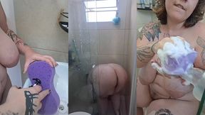 naked girl cleans the house & jerks you off with a sponge