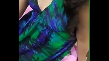 hot cleavage kavya