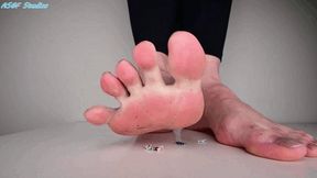 Z's linty feet crush tinys Part 2 - MOV