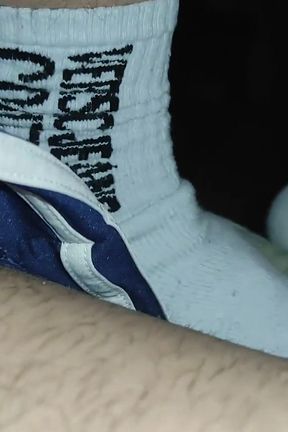 Sock Are Wet and Smelly, Dj-bro Like to Piss on It and Playing Infront of the Mirror