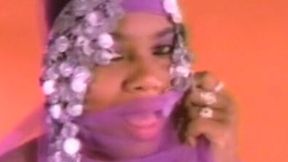 Curvaceous and bosomy brown skin bimbos for connoisseurs