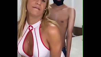 transando com novinho dotado delicioso gozou no meu cuzinho bem quentinho na portinha
