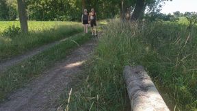 Outdoor blowjob and swallowed the cum