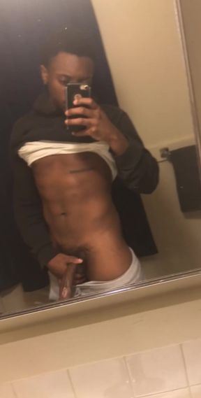 Fitfemdom bully takes a big-assed solo cumshot after teasing her bull