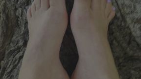 Nature Feet and Grass ASMR