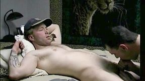 Amateur dilf blowing real straight man