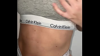 Petite vid&eacute_o de mon pyjama de ce soir
