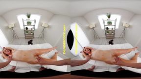 Sadie Summers is in need of a hefty cock to fill her clenched soaked pussy