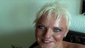 Mature Lady From France Showing Her Cock Sucking Skills