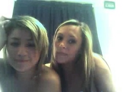 Two Blondes' Amateur Webcam Show