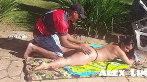 minha patroa - bruna lopesxx - me pede para passar o bronzeador nela louca para me dar a buceta, e eu como nao sou bobo eu comi a safada