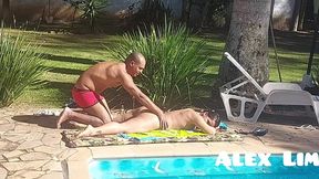 minha patroa - bruna lopesxx - me pede para passar o bronzeador nela louca para me dar a buceta, e eu como nao sou bobo eu comi a safada