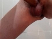 Limpio mi rico juguete despues de trabajo