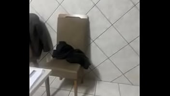 Novinho pesudo macetando negona