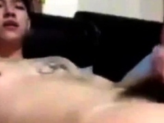 asian twink jerking off on bed on cam (1'12'')