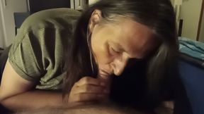 Mature blowjob - Experienced woman shows how to do it right. Amateur, HD