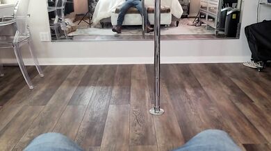 TikTok Crush Gets Daddy’s Big Dick Gushing Facial