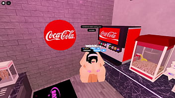 Cute kawaii girl wanted a hotdog.. She got something else.. (ROBLOX)