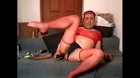 disfrutando muy rico de mis juguetes y mi sexmachine