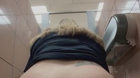 Busy mall bathroom plops mp4